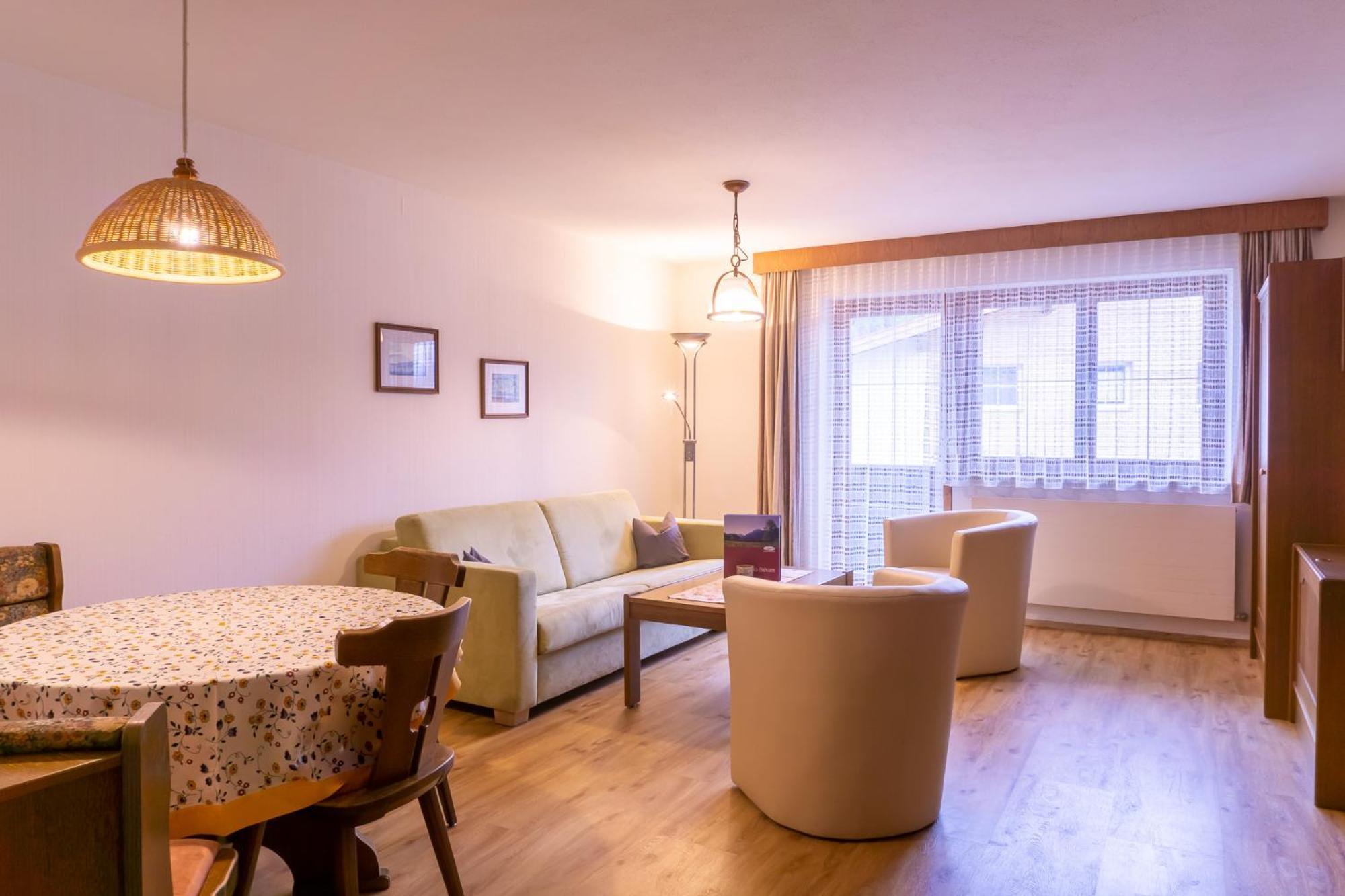 Апартаменты Gaestehaus Woetzer Und Landhaus Stocka Грен Экстерьер фото