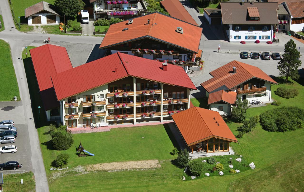 Апартаменты Gaestehaus Woetzer Und Landhaus Stocka Грен Экстерьер фото